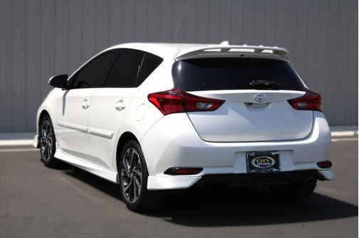 2017 Toyota Corolla iM Base
