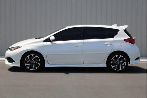2017 Toyota Corolla iM Base