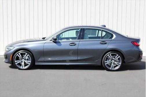 2022 BMW 330 xDrive