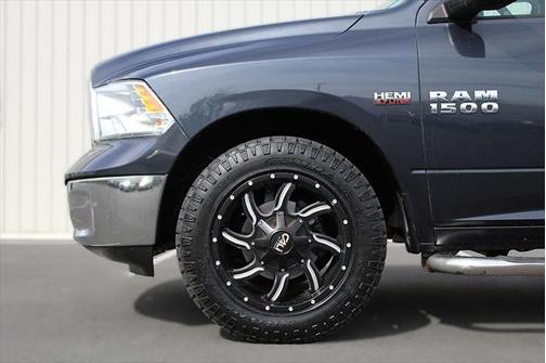 2016 RAM 1500 SLT