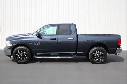 2016 RAM 1500 SLT