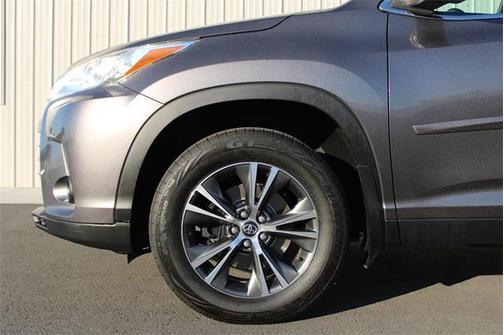 2019 Toyota Highlander LE Plus