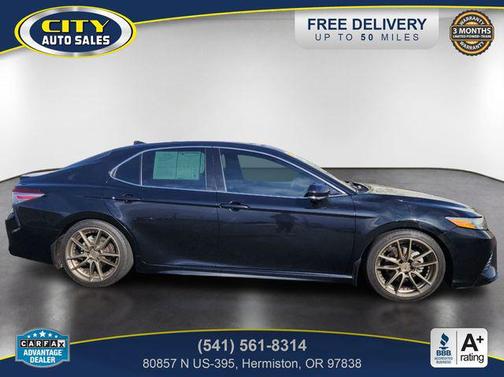 Midnight Black Metallic 2020 Toyota Camry XSE