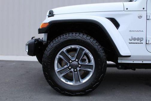 2023 Jeep Wrangler 4-Door Sahara