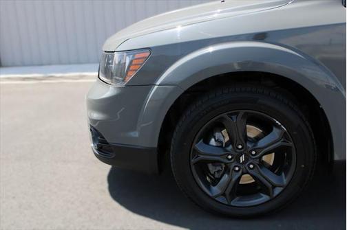 2020 Dodge Journey Crossroad