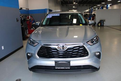 Celestial Silver Metallic 2021 Toyota Highlander Limited