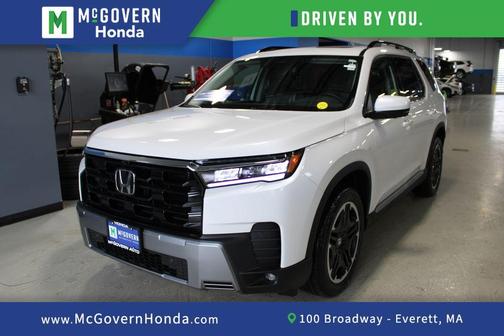 Platinum White Pearl 2026 Honda Pilot Touring S