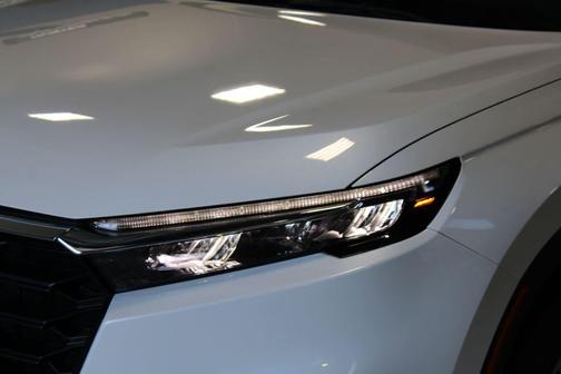 Platinum White Pearl 2023 Honda CR-V LX
