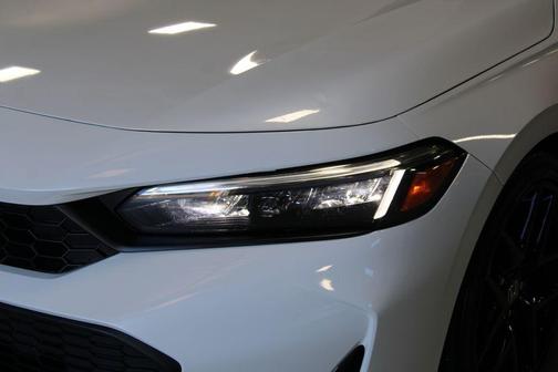 Platinum White Pearl 2025 Honda Civic Sport