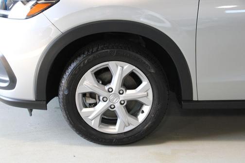 Lunar Silver Metallic 2024 Honda HR-V LX