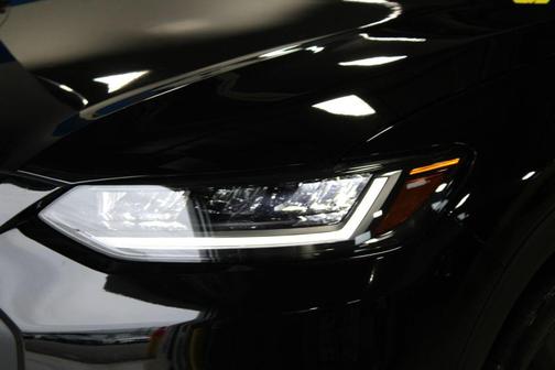 Crystal Black Pearl 2023 Honda HR-V Sport