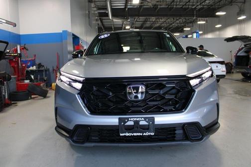 Solar Silver Metallic 2025 Honda CR-V Hybrid Sport
