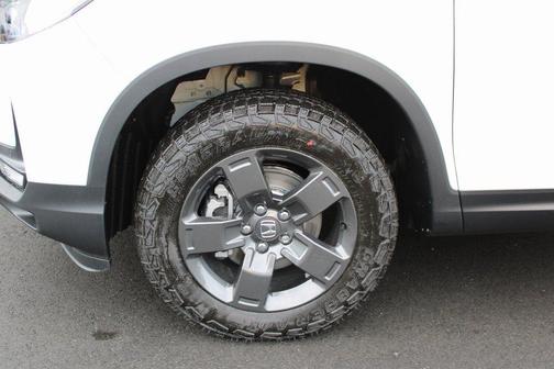 Platinum White Pearl 2026 Honda Ridgeline TrailSport