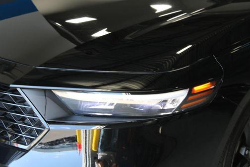 Crystal Black Pearl 2025 Honda Accord Hybrid Sport-L