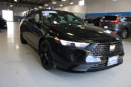 Crystal Black Pearl 2025 Honda Accord Hybrid Sport-L