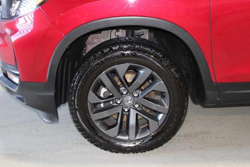 Radiant Red Metallic II 2025 Honda Ridgeline Sport