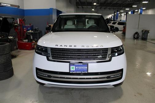 2024 Land Rover Range Rover P400 SE