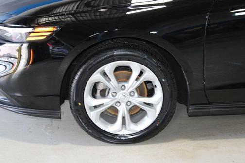 Crystal Black Pearl 2023 Honda Accord LX