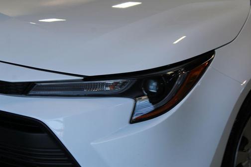 Ice 2024 Toyota Corolla LE