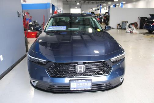 Canyon 2026 Honda Accord Hybrid Touring