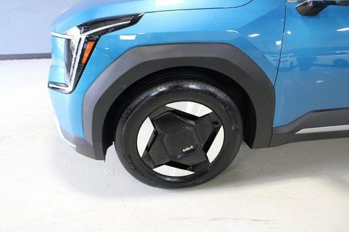 Ocean Blue 2024 Kia EV9 Wind