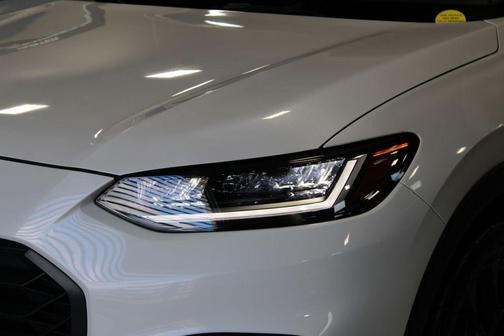 Platinum White Pearl 2024 Honda HR-V Sport