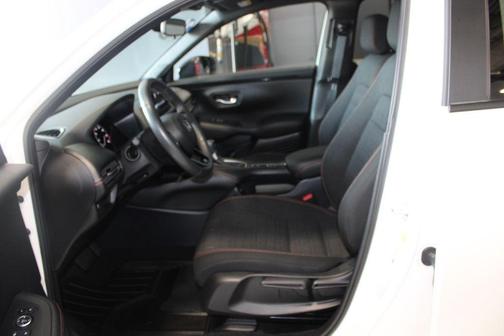 Platinum White Pearl 2024 Honda HR-V Sport