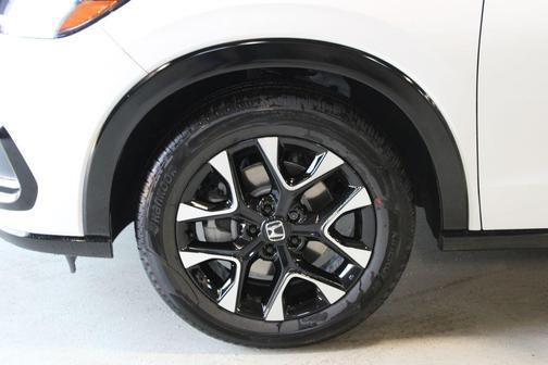Platinum White Pearl 2027 Honda HR-V EX-L