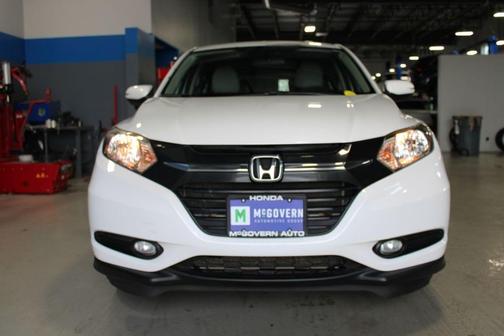 White Orchid Pearl 2018 Honda HR-V EX