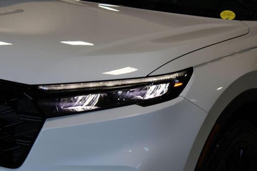 Platinum White Pearl 2025 Honda CR-V Hybrid Sport-L