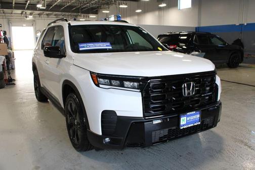 Platinum White Pearl 2026 Honda Pilot Black Edition