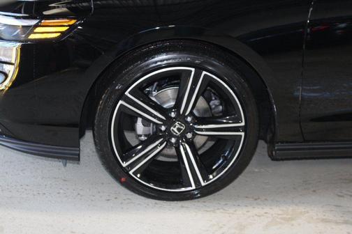 Crystal Black Pearl 2026 Honda Accord SE
