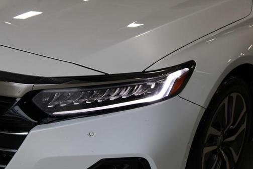 Platinum White 2022 Honda Accord Hybrid EX-L