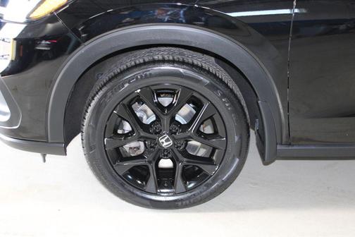 Crystal Black Pearl 2024 Honda HR-V Sport