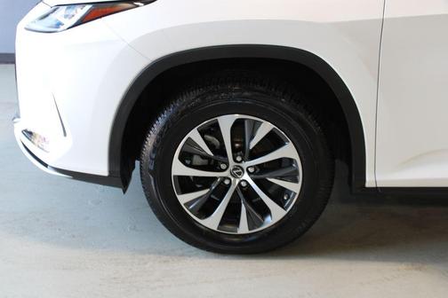 White Pearl 2022 Lexus RX 350L Base