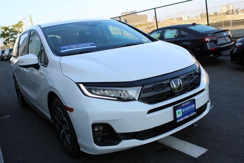 Platinum White Pearl 2026 Honda Odyssey EX-L