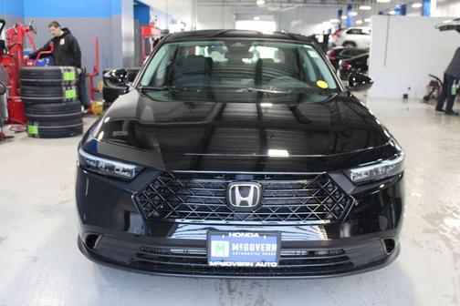 Crystal Black Pearl 2026 Honda Accord SE
