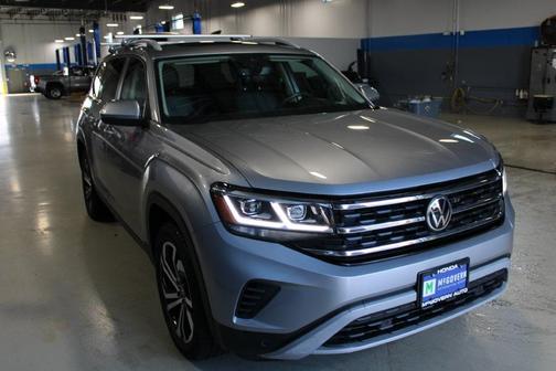Pyrite Silver Metallic 2022 Volkswagen Atlas 3.6L SEL