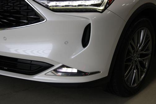 Platinum White Pearl 2023 Acura MDX Advance