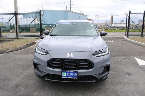 Urban Gray Pearl 2026 Honda HR-V Sport
