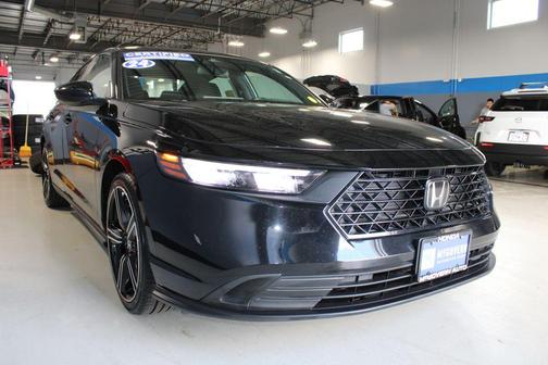 Crystal Black Pearl 2024 Honda Accord Hybrid Sport