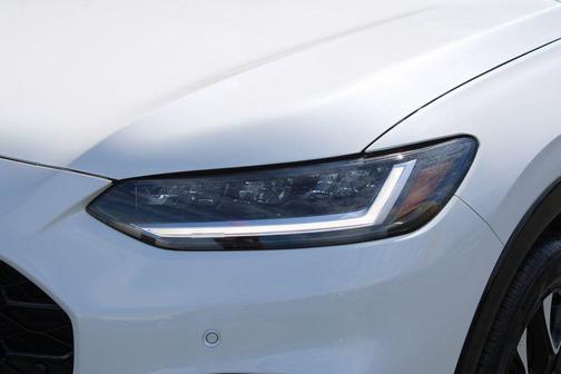 Platinum White Pearl 2026 Honda HR-V EX-L