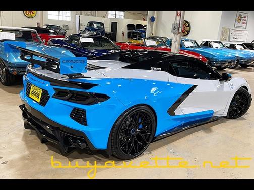 2023 Chevrolet Corvette Stingray w/3LT
