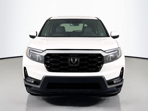 Platinum White Pearl 2023 Honda Passport