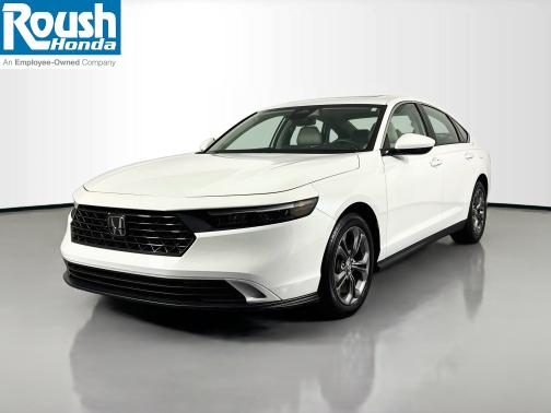 Platinum White Pearl 2024 Honda Accord