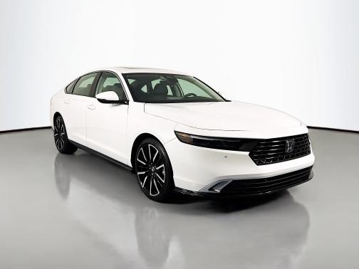 2025 Honda Accord Hybrid 