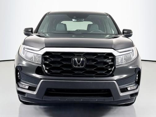 Crystal Black Pearl 2023 Honda Passport