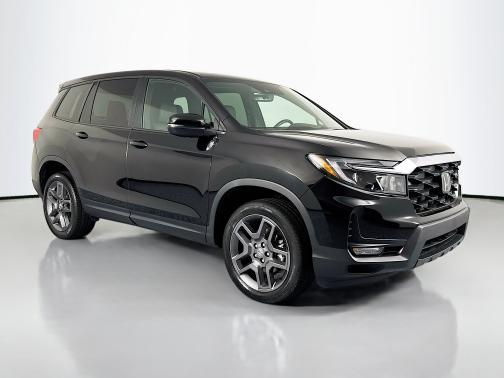 Crystal Black Pearl 2023 Honda Passport