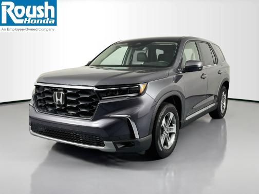 Modern Steel Metallic 2023 Honda Pilot