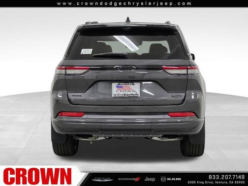 Metallic 2026 Jeep Grand Cherokee Summit
